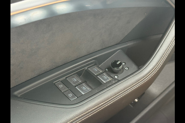 Audi e-tron E-tron 50 quattro Launch edition Black S-Line l 86% SOH l Pano l Camera l Trekhaak l