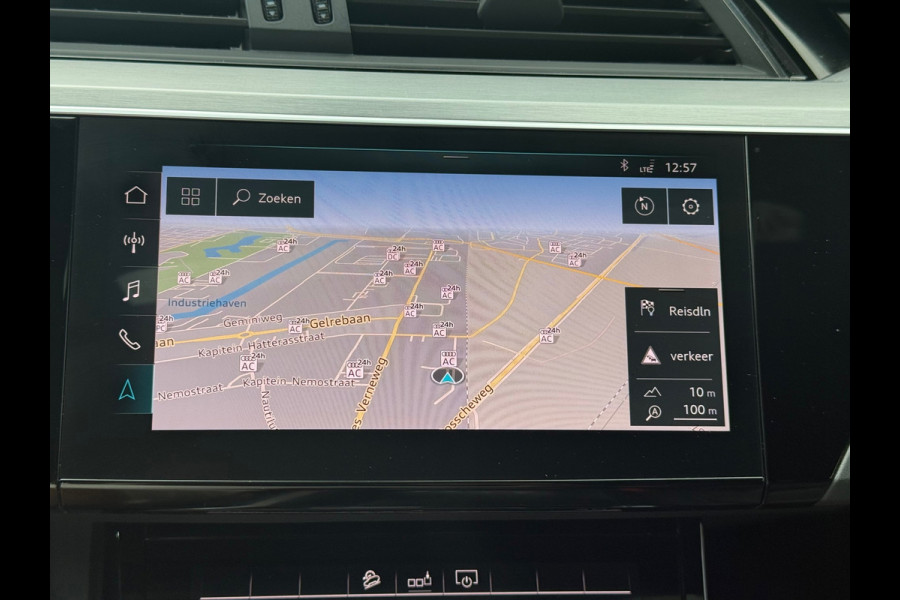 Audi e-tron E-tron 50 quattro Launch edition Black S-Line l 86% SOH l Pano l Camera l Trekhaak l