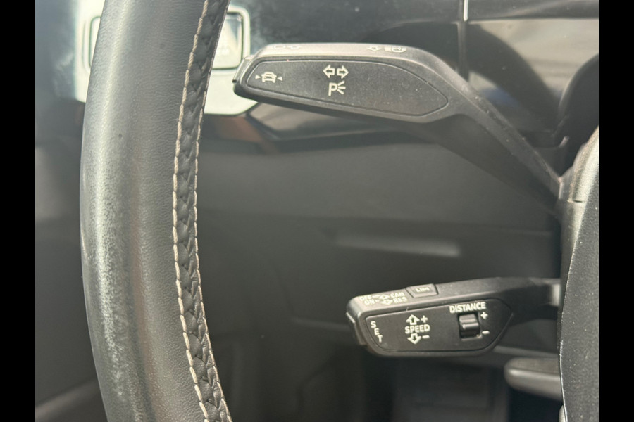 Audi e-tron E-tron 50 quattro Launch edition Black S-Line l 86% SOH l Pano l Camera l Trekhaak l