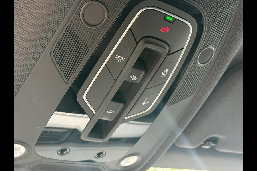 Audi e-tron E-tron 50 quattro Launch edition Black S-Line l 86% SOH l Pano l Camera l Trekhaak l