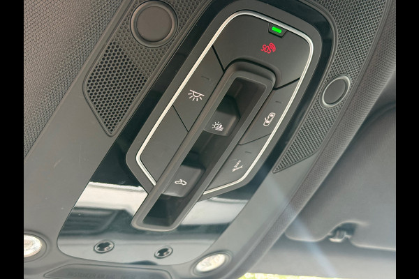Audi e-tron E-tron 50 quattro Launch edition Black S-Line l 86% SOH l Pano l Camera l Trekhaak l
