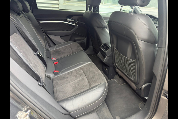 Audi e-tron E-tron 50 quattro Launch edition Black S-Line l 86% SOH l Pano l Camera l Trekhaak l
