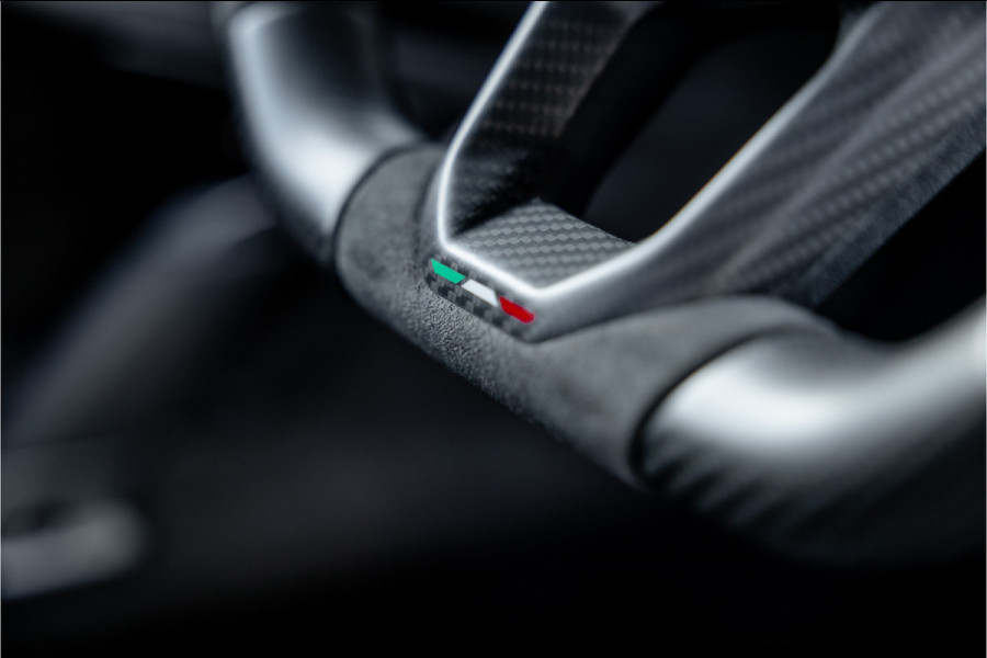 Lamborghini Revuelto 6.5 V12 - Nieuwe Auto | Origineel NL | Carbon | Passenger Display