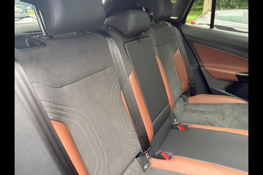 Volkswagen ID.4 Tech 77 kWh l 91,4% SOH l Pano l Camera l VDOH l IZGST l