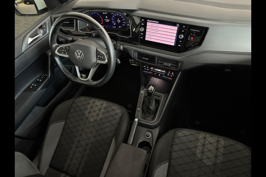 Volkswagen Polo 1.0 TSI R-Line Pano|Camera|IQ|Stoelverwarming|Front Assist