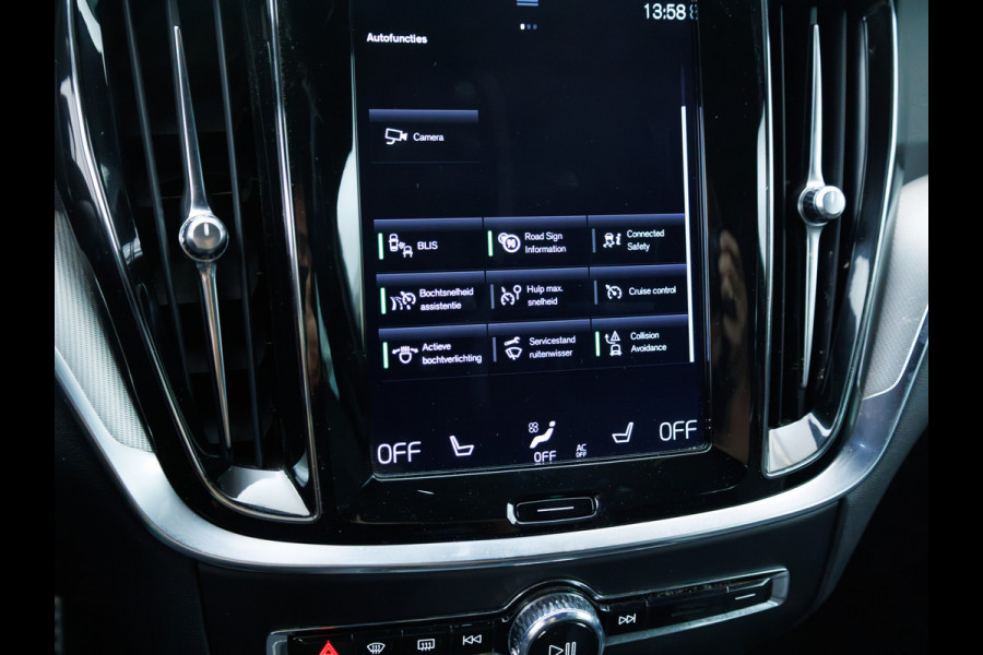 Volvo V90 2.0 T6 AWD R-Design | Pano | Trekhaak | Headup | Harman Kardon | Pilot assist | Stoel- & Stuurverwarming | 19"LMV, Extra getint glas, 1/2 leer/alcantara, PDC + Camera, Apple Carplay, Elec. achterklep