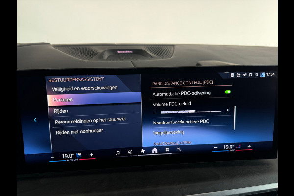 BMW X5 XDrive50e M-Sport Pano|Trekhaak|M-Seat|Sky Lounge