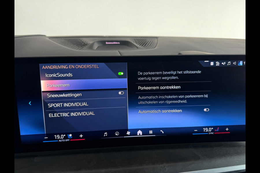 BMW X5 XDrive50e M-Sport Pano|Trekhaak|M-Seat|Sky Lounge
