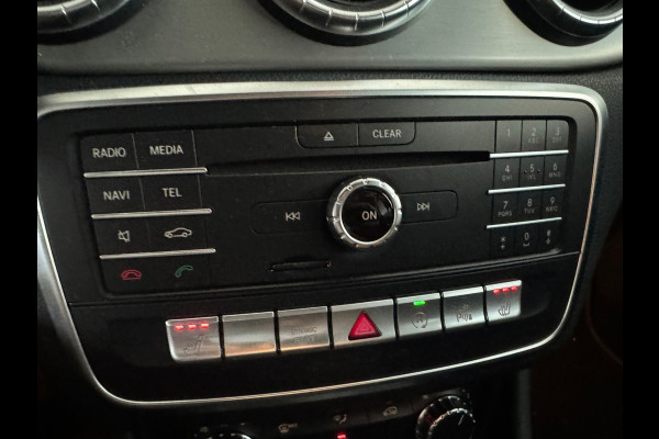 Mercedes-Benz CLA-Klasse 180 Ambition Stoelverwarming|Remassistent|Attention Assist