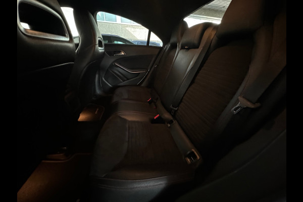 Mercedes-Benz CLA-Klasse 180 Ambition Stoelverwarming|Remassistent|Attention Assist