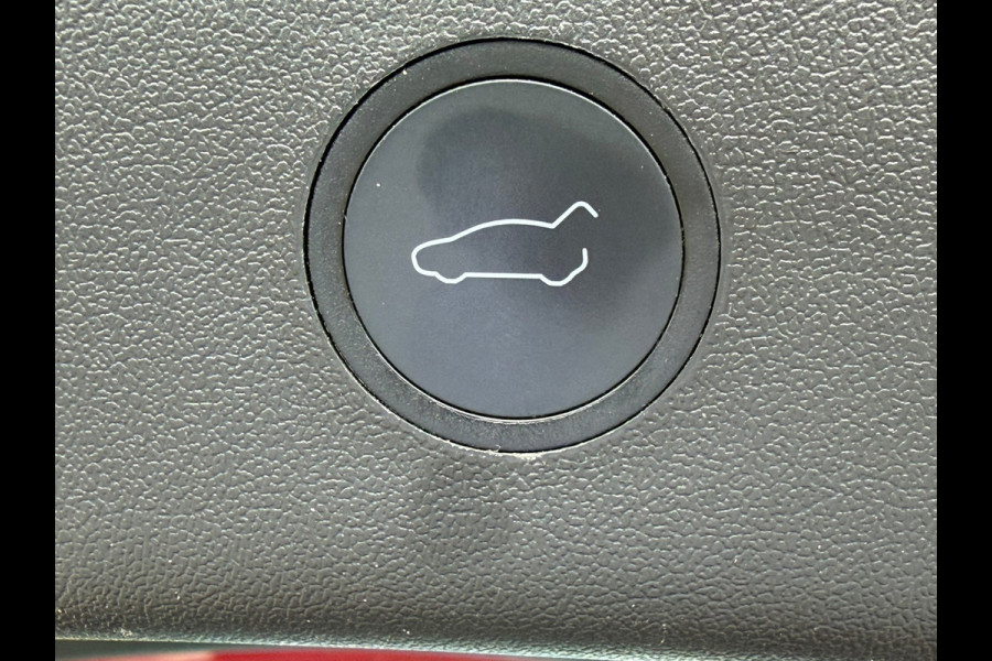 Tesla Model 3 Long Range AWD 75 kWh, panoramadak, leder, nieuwstaat! Origineel NL auto met nap