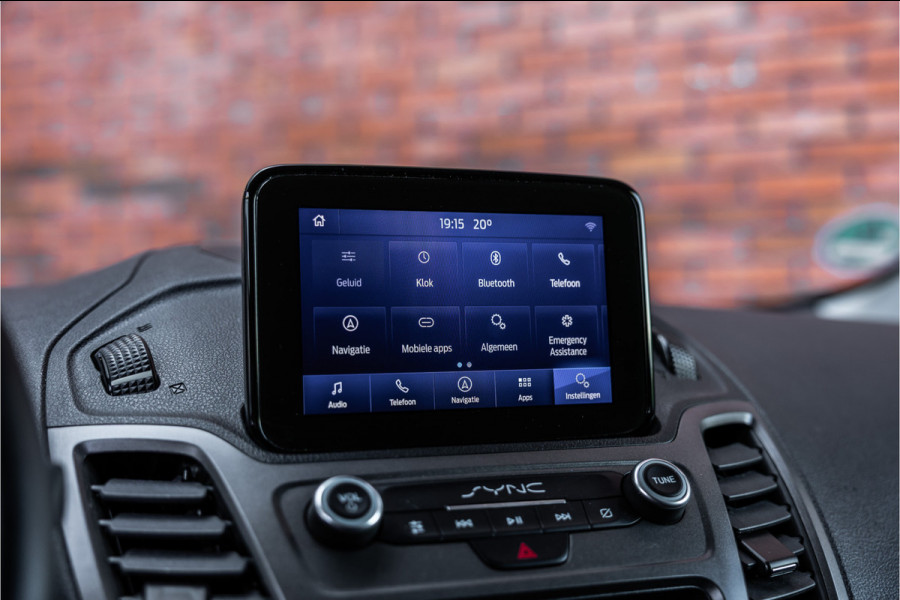 Ford Transit Connect 1.5 EcoBlue L2 | 3-Zitter | Sortimo inrichting | Navigatie | Camera | CarPlay | Stoelverwarming | Airco | MF Stuur | Dealer onderhouden | Nieuwe APK
