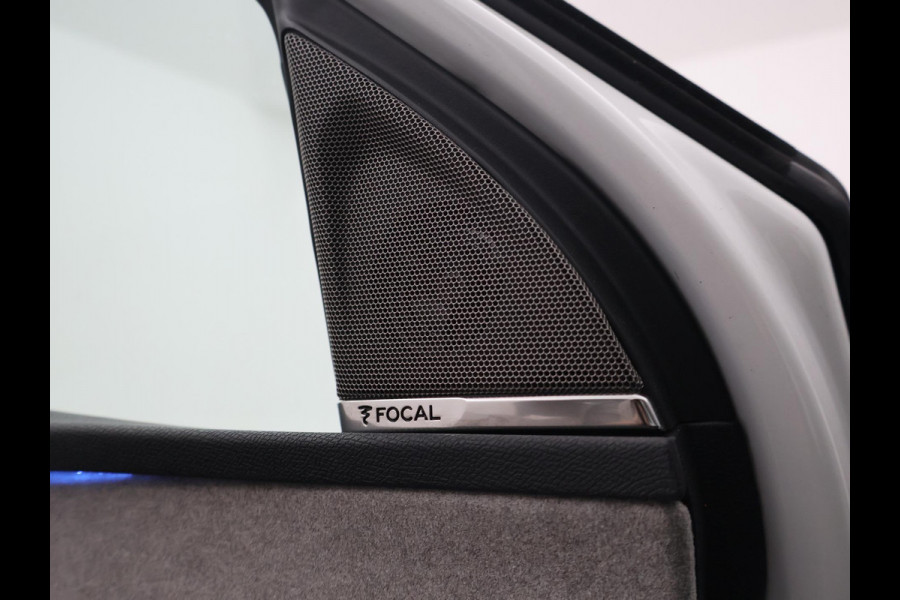 Peugeot 3008 1.6 PT GT 180 PK AUT. + AFN. TREKHAAK 1500 KG | FOCAL | MASSAGE | CARPLAY | CAMERA | STOELVERW. | SFEERVERL.