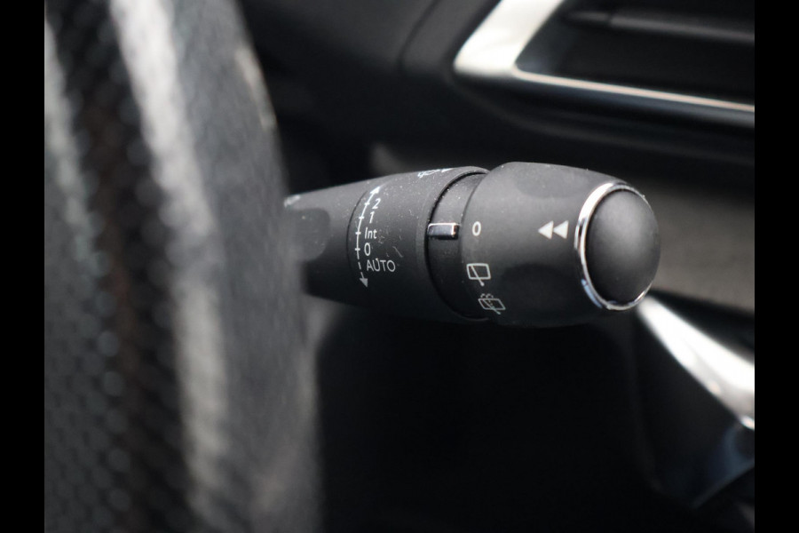 Peugeot 3008 1.6 PT GT 180 PK AUT. + AFN. TREKHAAK 1500 KG | FOCAL | MASSAGE | CARPLAY | CAMERA | STOELVERW. | SFEERVERL.