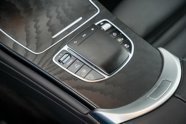 Mercedes-Benz GLC 300e 4MATIC Business Solution AMG Adapt. cruise 360Cam Trekhaak