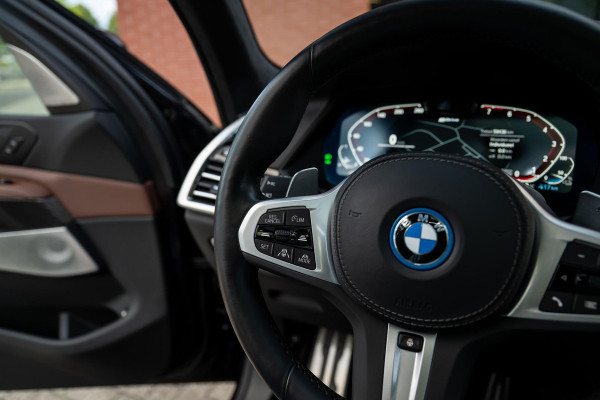 BMW X5 xDrive45e M-Sport 4-Wielsturing B&W CoPilot Sky
