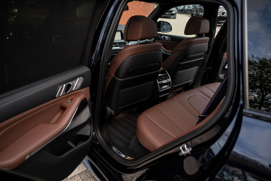 BMW X5 xDrive45e M-Sport 4-Wielsturing B&W CoPilot Sky