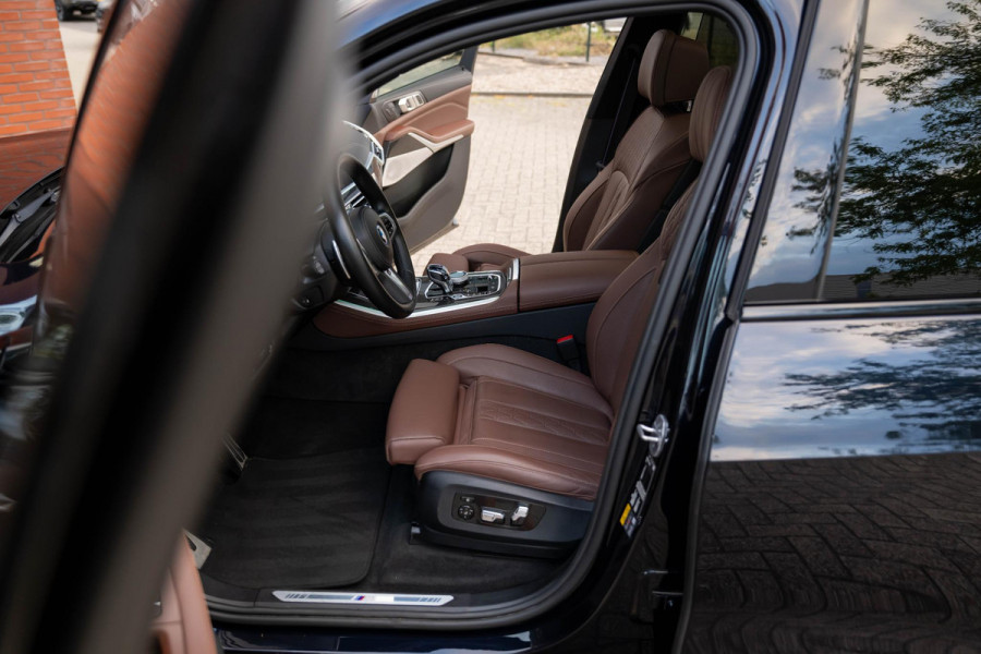 BMW X5 xDrive45e M-Sport 4-Wielsturing B&W CoPilot Sky