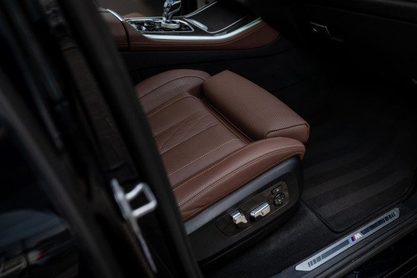 BMW X5 xDrive45e M-Sport 4-Wielsturing B&W CoPilot Sky