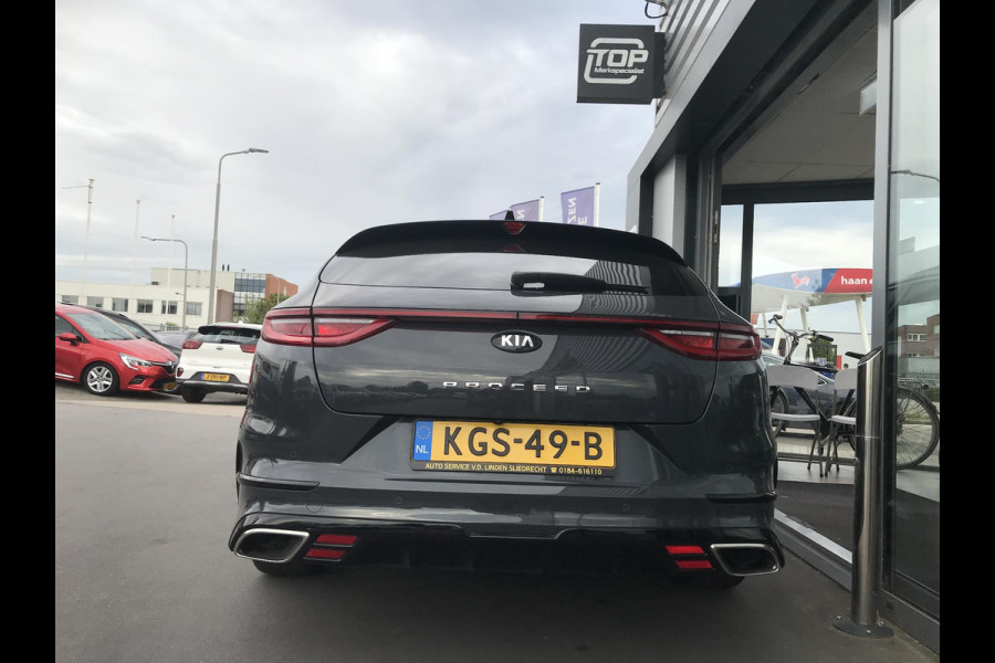Kia ProCeed 1.6 GT Panoramadak / verwarmde voorruit 204pk