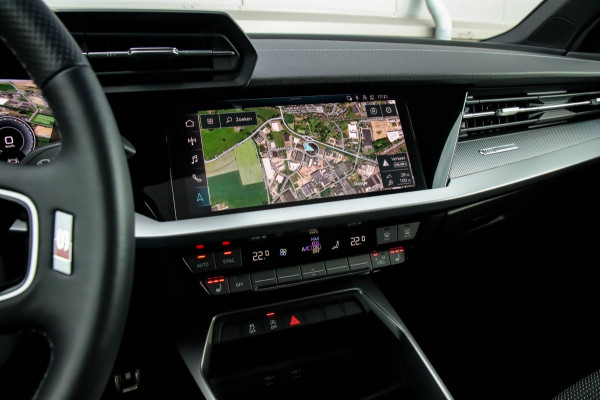 Audi A3 Sportback 35 1.5 TFSI S Edition One S-line 150pk S-Tronic Lederen kuipstoelen|Virtual Cockpit|Panoramadak|LED Matrix|Black