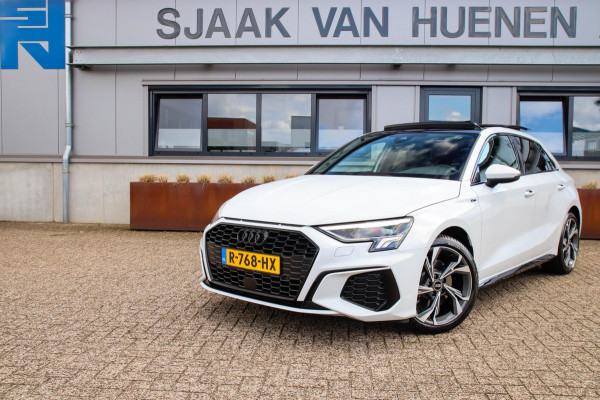 Audi A3 Sportback 35 1.5 TFSI S Edition One S-line 150pk S-Tronic Lederen kuipstoelen|Virtual Cockpit|Panoramadak|LED Matrix|Black