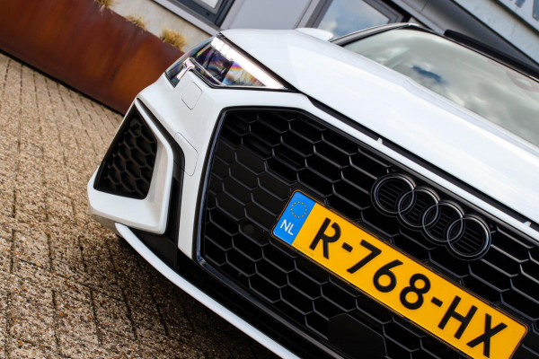 Audi A3 Sportback 35 1.5 TFSI S Edition One S-line 150pk S-Tronic Lederen kuipstoelen|Virtual Cockpit|Panoramadak|LED Matrix|Black