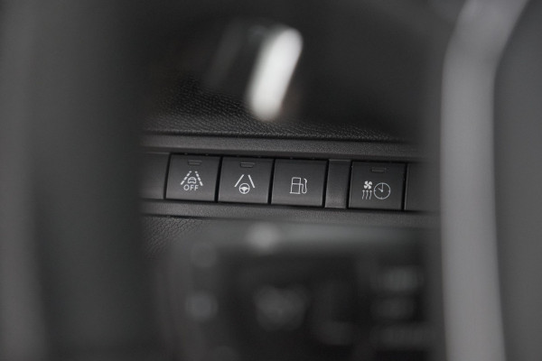 Peugeot 3008 1.6 HYbrid4 300 Blue Lease GT | Adaptieve Cruise Control | Trekhaak | Alcantara Bekleding | Panoramadak