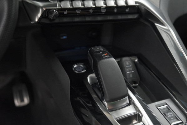 Peugeot 3008 1.6 HYbrid4 300 Blue Lease GT | Adaptieve Cruise Control | Trekhaak | Alcantara Bekleding | Panoramadak
