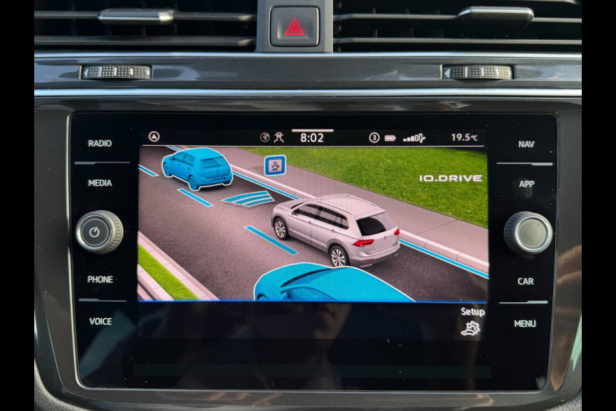 Volkswagen Tiguan 1.5 TSI 150pk DSG Life * Side Assist * Carplay * Parkeersensoren * Adaptieve Cruise Control *