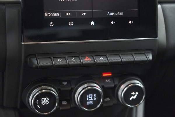 Renault Captur 1.6 E-Tech full hybrid 145 techno | Trekhaak | Pack Full Screen | Camera | Parkeersensoren | Apple Carplay