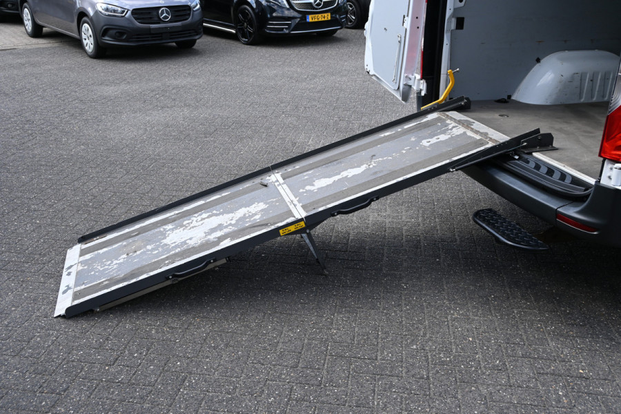 Mercedes-Benz Sprinter 317 CDI L2H2 RWD MBUX met navigatie en camera, Geveerde stoel, Etc.