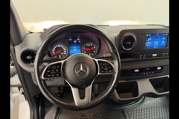 Mercedes-Benz Sprinter L2H2 Automaat Navigatie Airco Camera Trekhaak 3Zits DAB