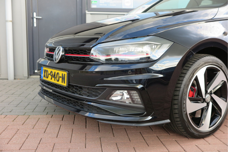 Volkswagen Polo 2.0 TSI GTI 147kw 200PK DSG Led, Virtual cockpit , Stoelverwarming , Navi , Carplay, PDC, Schakelflippers , Camera ,Adaptive cruise  , etc. (Recent onderhouden , historie volledig bekend)