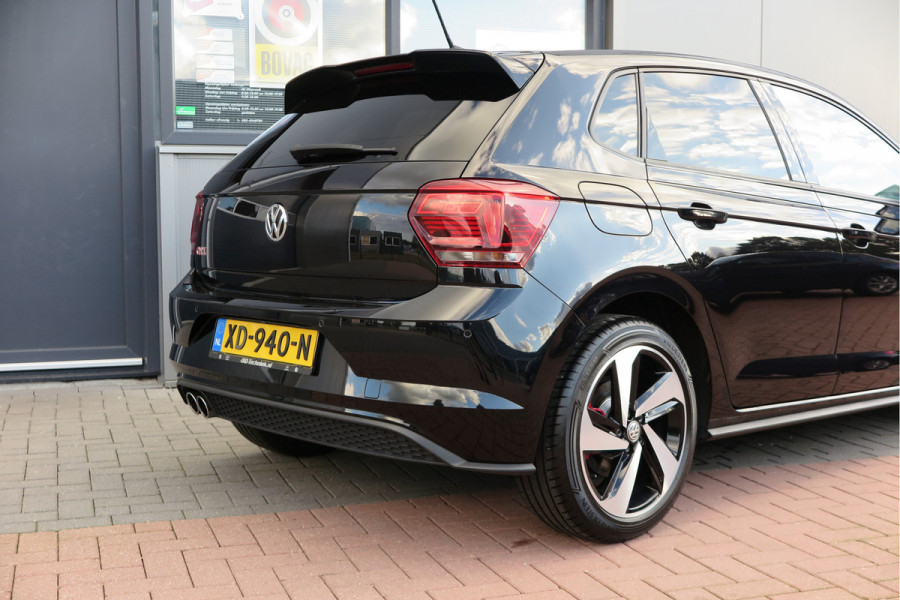 Volkswagen Polo 2.0 TSI GTI 147kw 200PK DSG Led, Virtual cockpit , Stoelverwarming , Navi , Carplay, PDC, Schakelflippers , Camera ,Adaptive cruise  , etc. (Recent onderhouden , historie volledig bekend)