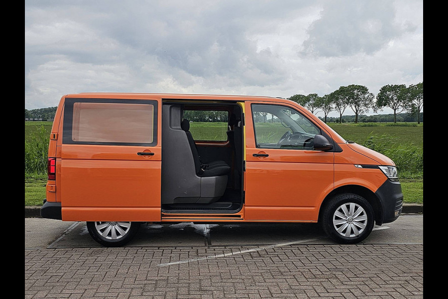 Volkswagen Transporter 2.0 TDI L1H1 28 Highline Dubbel cabine, Airco, Cruisecontrol, DSG automaat,  EURO6, Carplay, org NL, Trekhaak