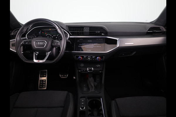 Audi Q3 45 TFSI e S edition 245pk | Panoramadak | Lederen bekleding | Parkeercamera | Elektrisch verstelbare voorstoelen | Adaptieve demping