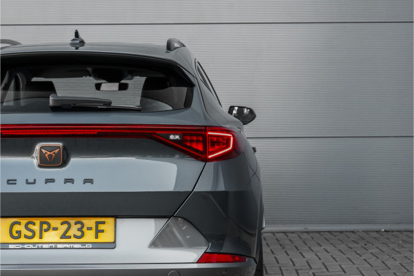 CUPRA Formentor 1.4 e-Hybrid Adrenaline CarPlay ACC Stoelverw Keyless 19"