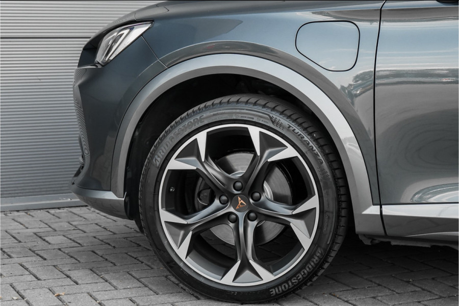 CUPRA Formentor 1.4 e-Hybrid Adrenaline CarPlay ACC Stoelverw Keyless 19"