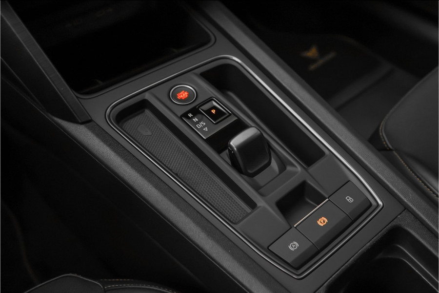CUPRA Formentor 1.4 e-Hybrid Adrenaline CarPlay ACC Stoelverw Keyless 19"
