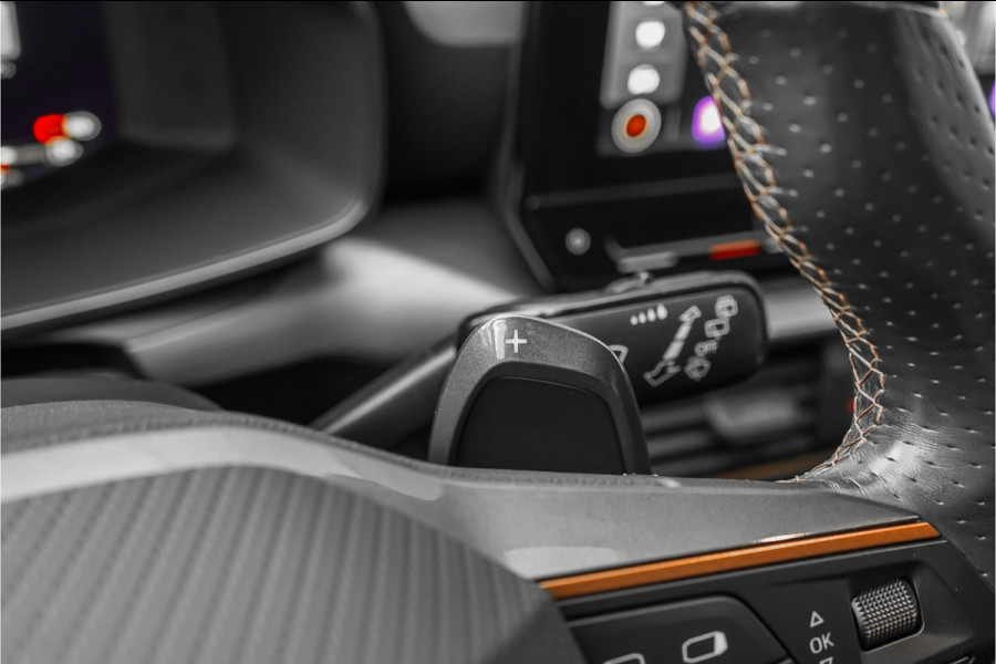 CUPRA Formentor 1.4 e-Hybrid Adrenaline CarPlay ACC Stoelverw Keyless 19"