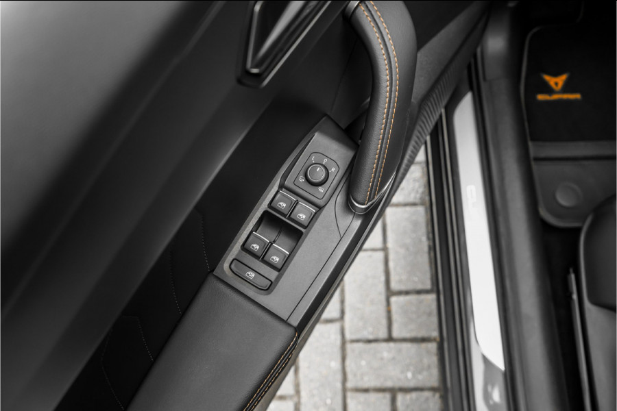 CUPRA Formentor 1.4 e-Hybrid Adrenaline CarPlay ACC Stoelverw Keyless 19"