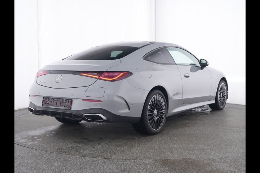 Mercedes-Benz CLE Coupé 300 e AMG Plug-In Hybride AMG Line Premium | Night Pakket | Panorama Schuif-Kanteldak | Stoel en Stuurverwarming | Memory Stoelen. Inclusief 24 maanden MB Certified garantie voor Europa.