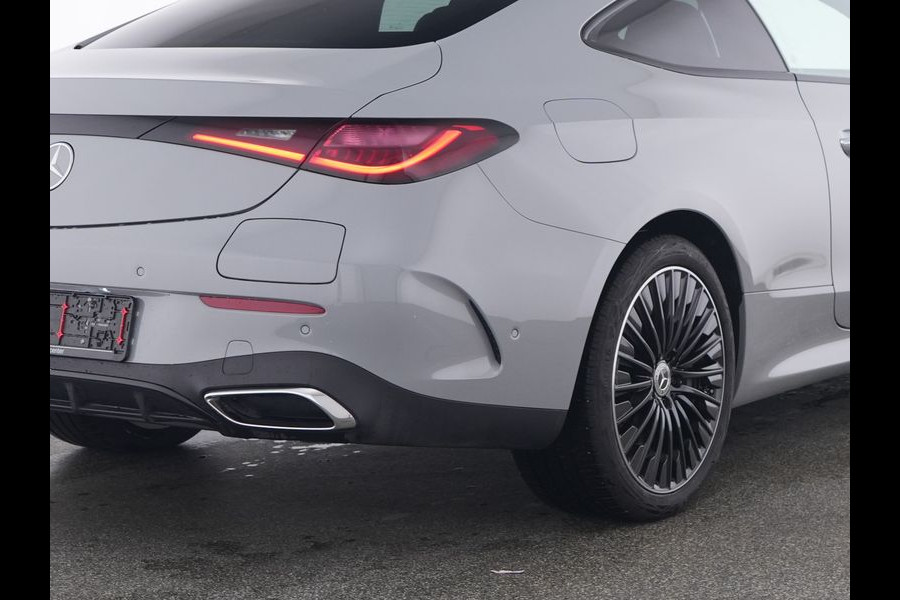 Mercedes-Benz CLE Coupé 300 e AMG Plug-In Hybride AMG Line Premium | Night Pakket | Panorama Schuif-Kanteldak | Stoel en Stuurverwarming | Memory Stoelen. Inclusief 24 maanden MB Certified garantie voor Europa.