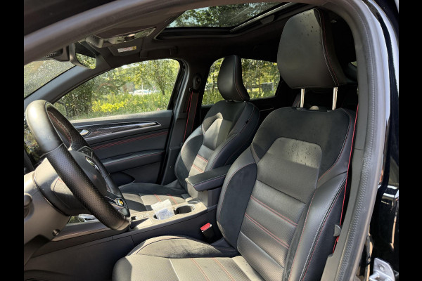 Renault Arkana 1.6 HYBRID 145PK R.S LINE GARANTIE TOT 2032* BIJNA 2023 !PANORAMA-DAK . STOEL & STUUR VERWARMING . NAVIGATIE . PARKEERSENSOREN .