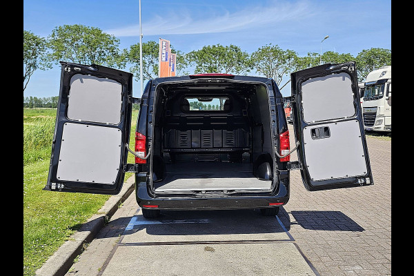 Mercedes-Benz Vito 114 CDI Lang L2 LED Airco/ECC Automaat Adaptieve Cruise Bumpers-Kleur Achterdeuren 2xZijdeuren Navi Euro6