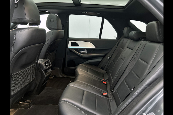 Mercedes-Benz GLE 450 4MATIC Premium Plus | Leder zwart | AIRMATIC luchtvering | Head up Display| Panoramadak AMG Line | Panorama Schuif-Kanteldak | Parkeerpakket met 360°-camera | Head-up display | Inclusief 24 maanden Mercedes-Benz Certified garantie voor Europa.