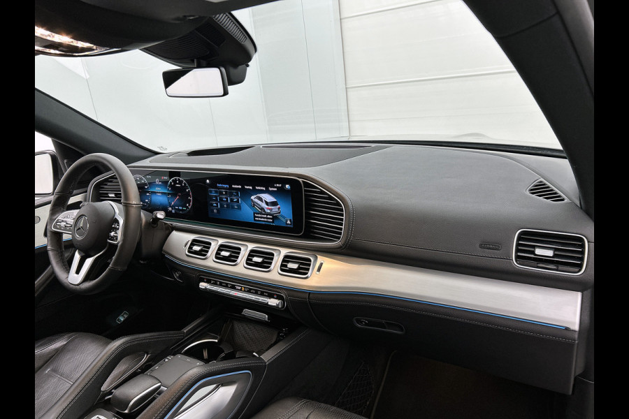 Mercedes-Benz GLE 450 4MATIC Premium Plus | Leder zwart | AIRMATIC luchtvering | Head up Display| Panoramadak AMG Line | Panorama Schuif-Kanteldak | Parkeerpakket met 360°-camera | Head-up display | Inclusief 24 maanden Mercedes-Benz Certified garantie voor Europa.