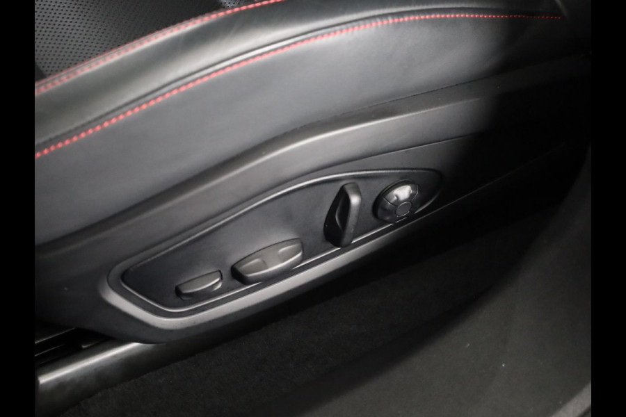 Audi e-tron GT RS 93 kWh 599pk | Panoramadak | Navigatie | Head Up display |Stoelverwaming en ventilatie | RS Design pakket | Laser led koplampen
