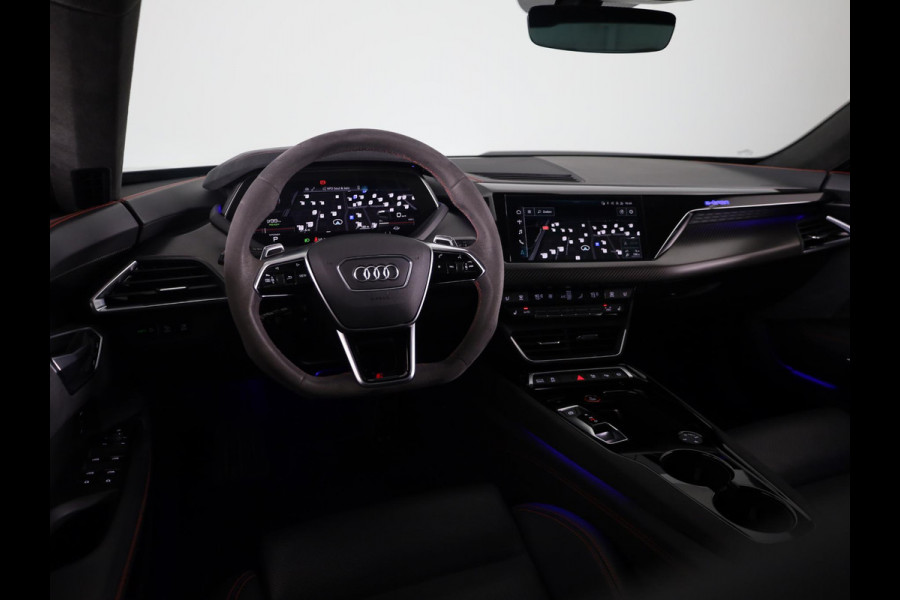 Audi e-tron GT RS 93 kWh 599pk | Panoramadak | Navigatie | Head Up display |Stoelverwaming en ventilatie | RS Design pakket | Laser led koplampen